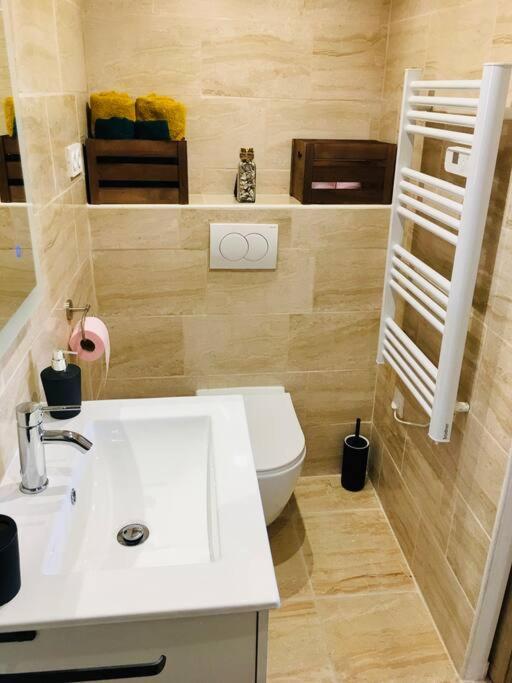 Bleu Lavande 1 - Appartement Cosy Ambiance Village Истр Екстериор снимка